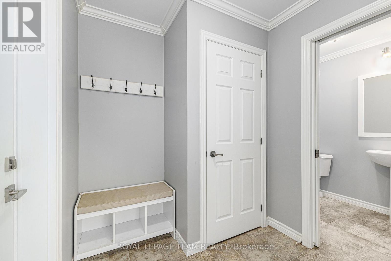 Photo 25 of 2833 Dunrobin Road, Ottawa ON