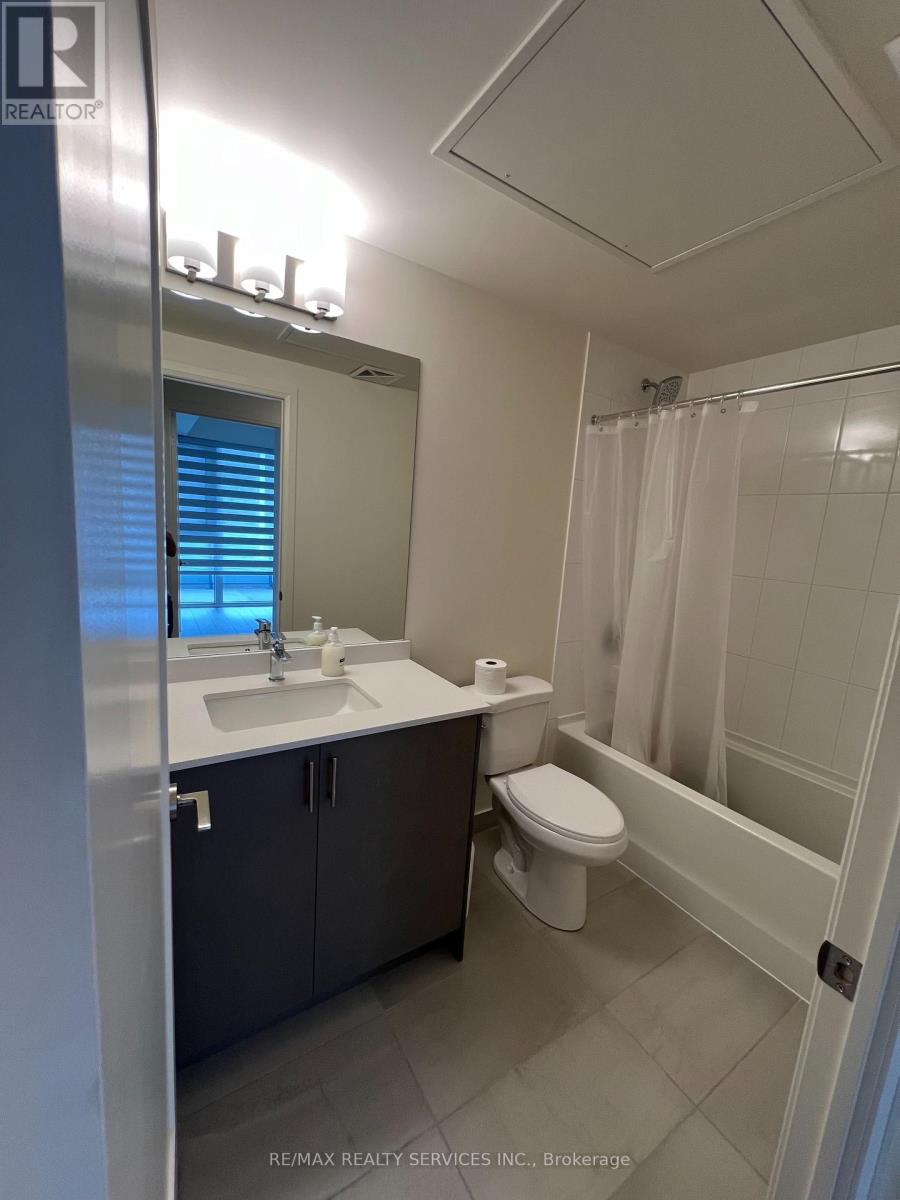 Photo 4 of 420 8960 Jane Street, Vaughan ON