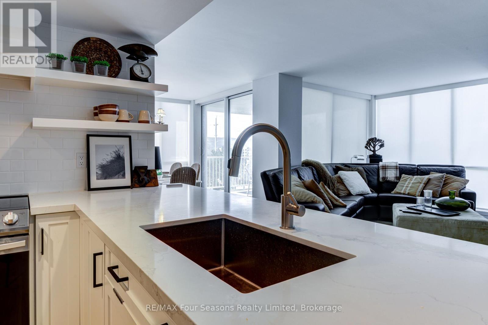 Photo 18 of 501 24 Ramblings Way, Collingwood ON