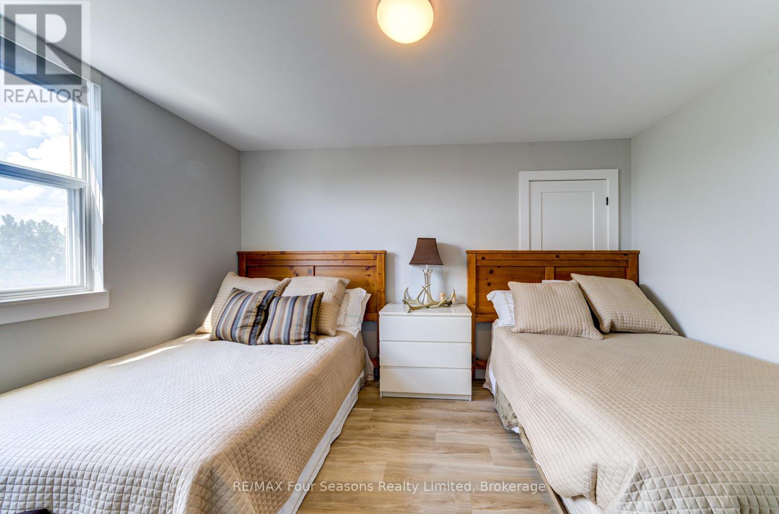 Photo 23 of 501 24 Ramblings Way, Collingwood ON