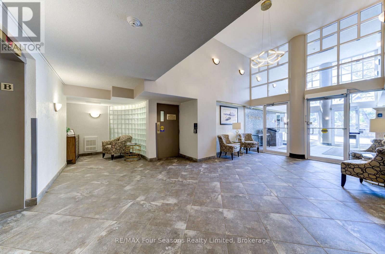 Photo 3 of 501 24 Ramblings Way, Collingwood ON