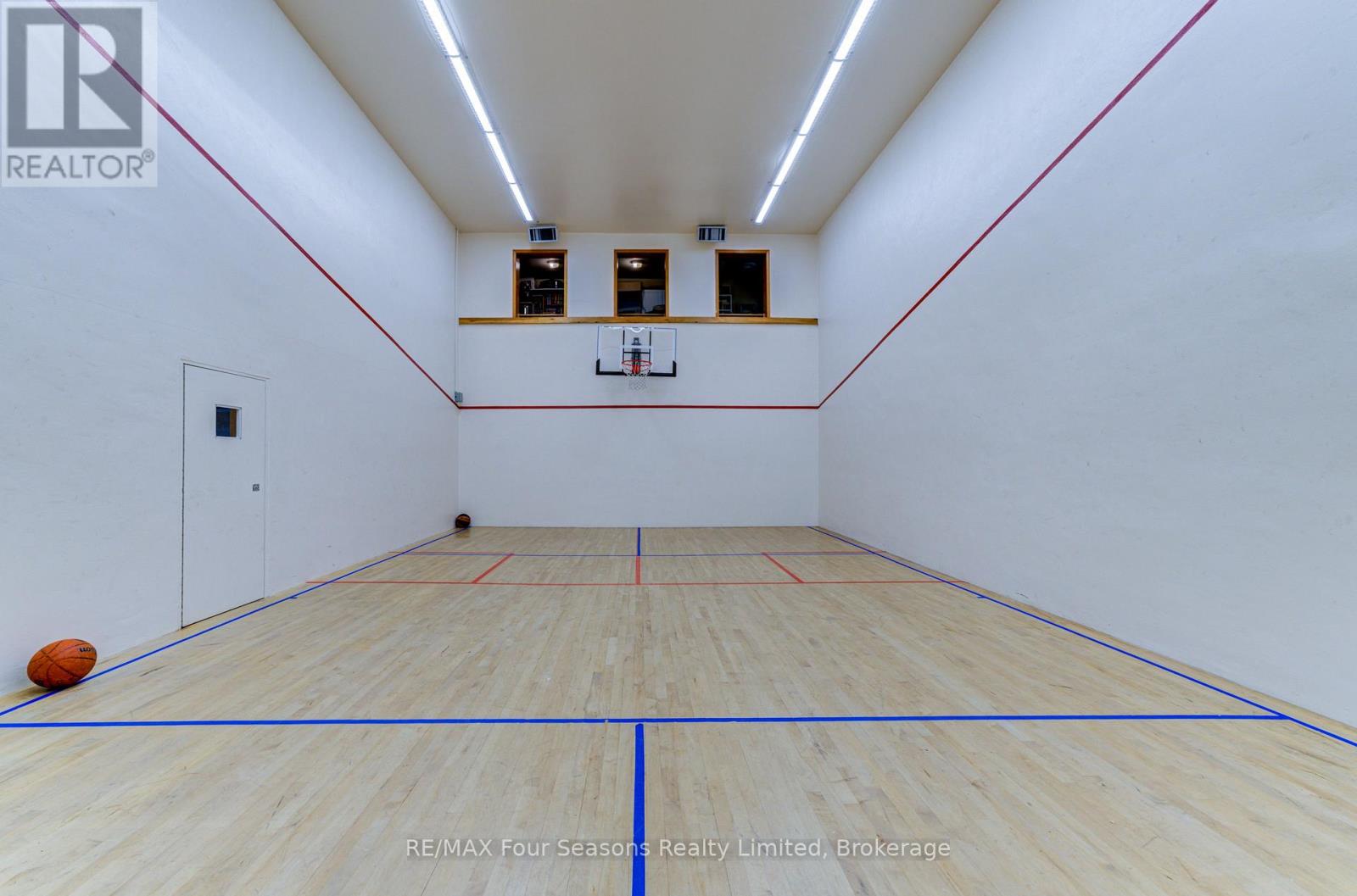Photo 6 of 501 24 Ramblings Way, Collingwood ON