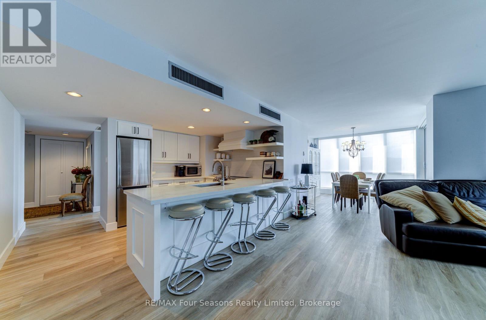Photo 29 of 501 24 Ramblings Way, Collingwood ON