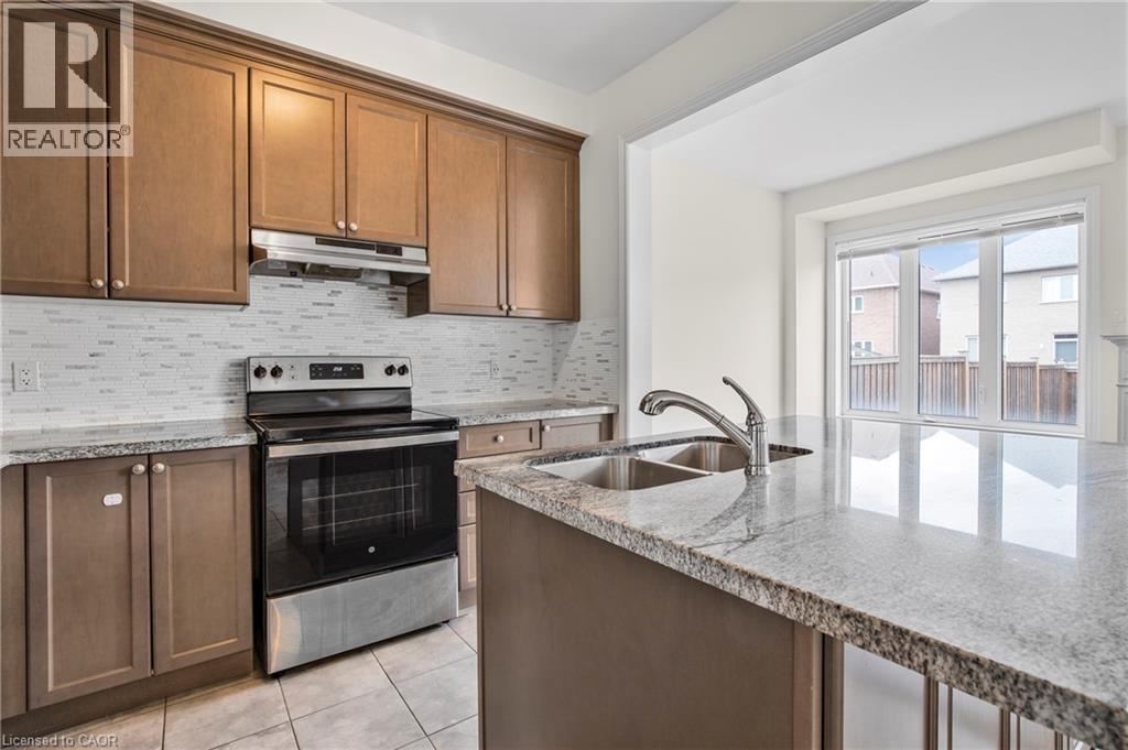 Photo 10 of 29 Heming Trail, Ancaster ON