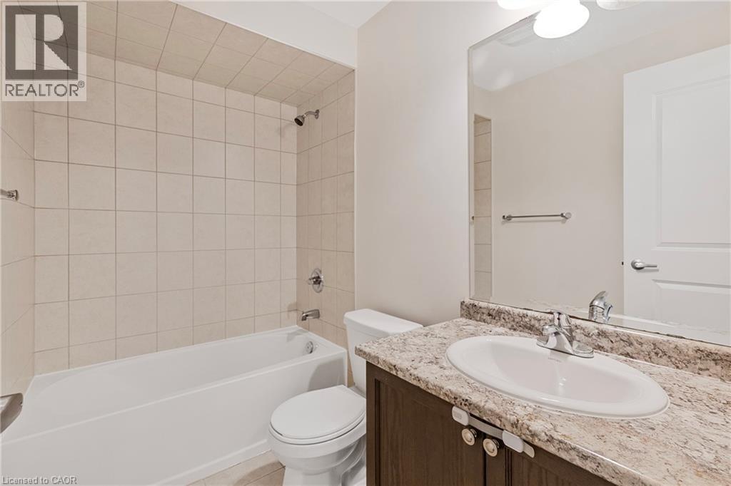 Photo 15 of 29 Heming Trail, Ancaster ON