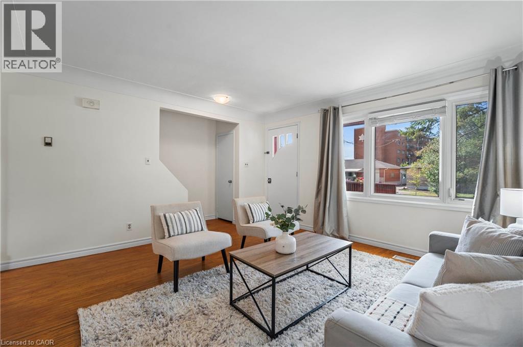 Photo 14 of 91 Wilfred Avenue, Kitchener ON