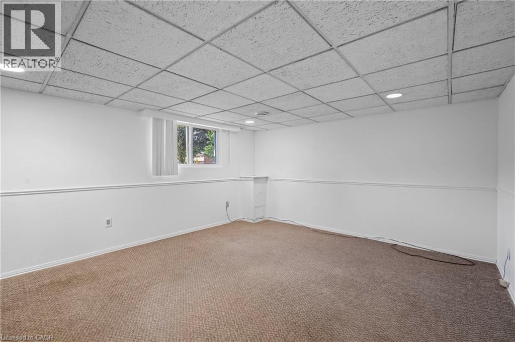 Photo 23 of 91 Wilfred Avenue, Kitchener ON