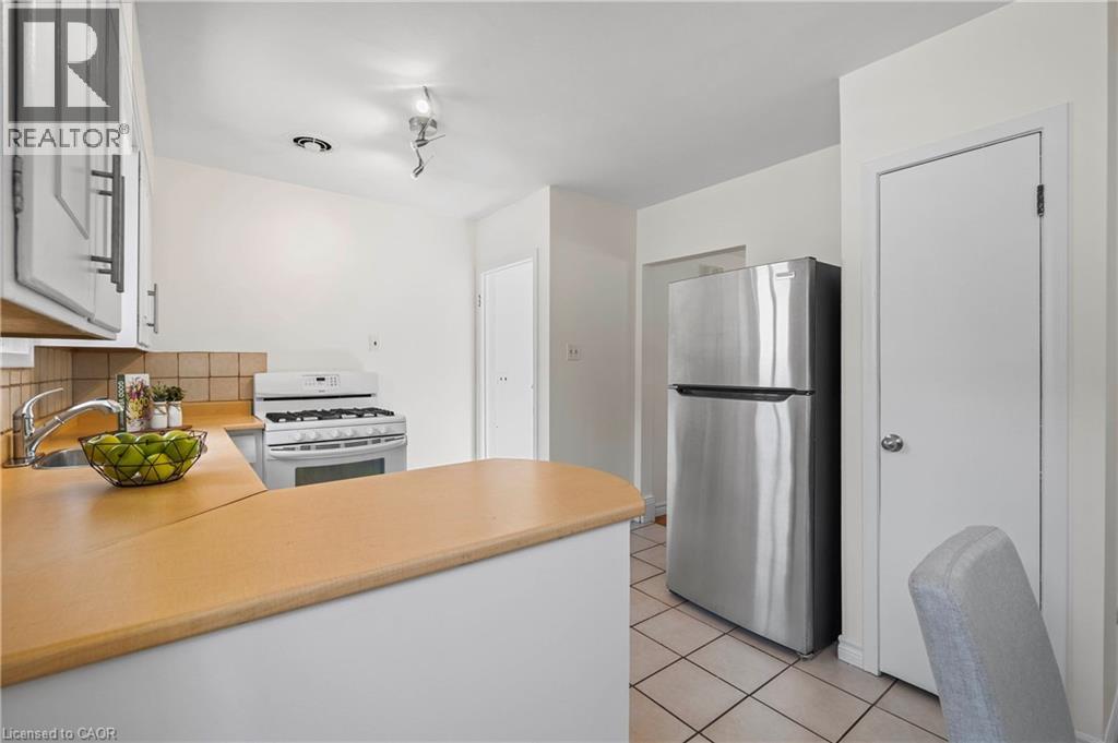 Photo 7 of 91 Wilfred Avenue, Kitchener ON