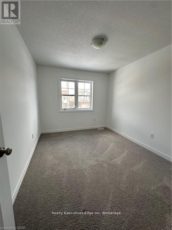Photo 8 of 49 Dallan Drive, Guelph ON