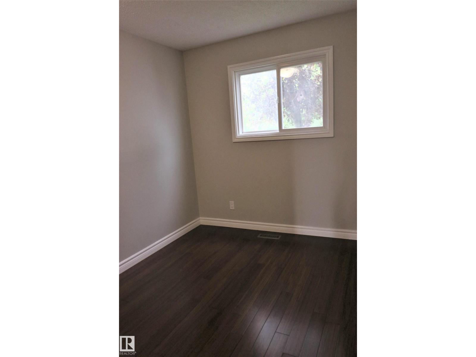 Photo 24 of 4317 54 St, Beaumont AB