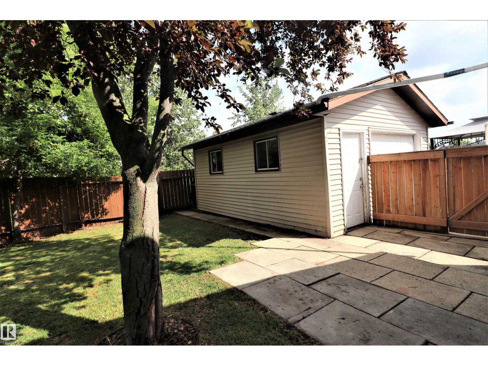 Photo 44 of 4317 54 St, Beaumont AB