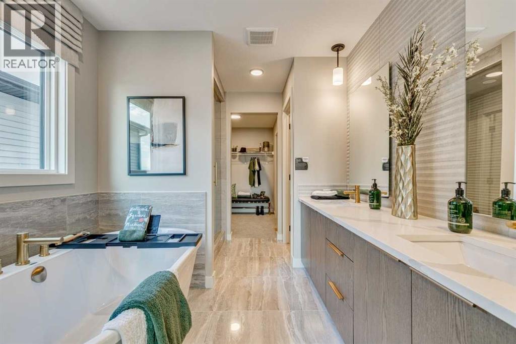 Photo 5 of 152 Hotchkiss Common Se, Calgary AB