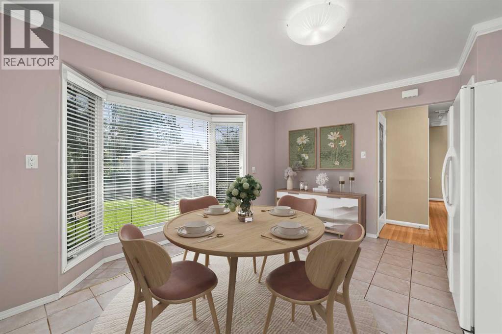 Photo 18 of 811 Seattle Drive Sw, Calgary AB