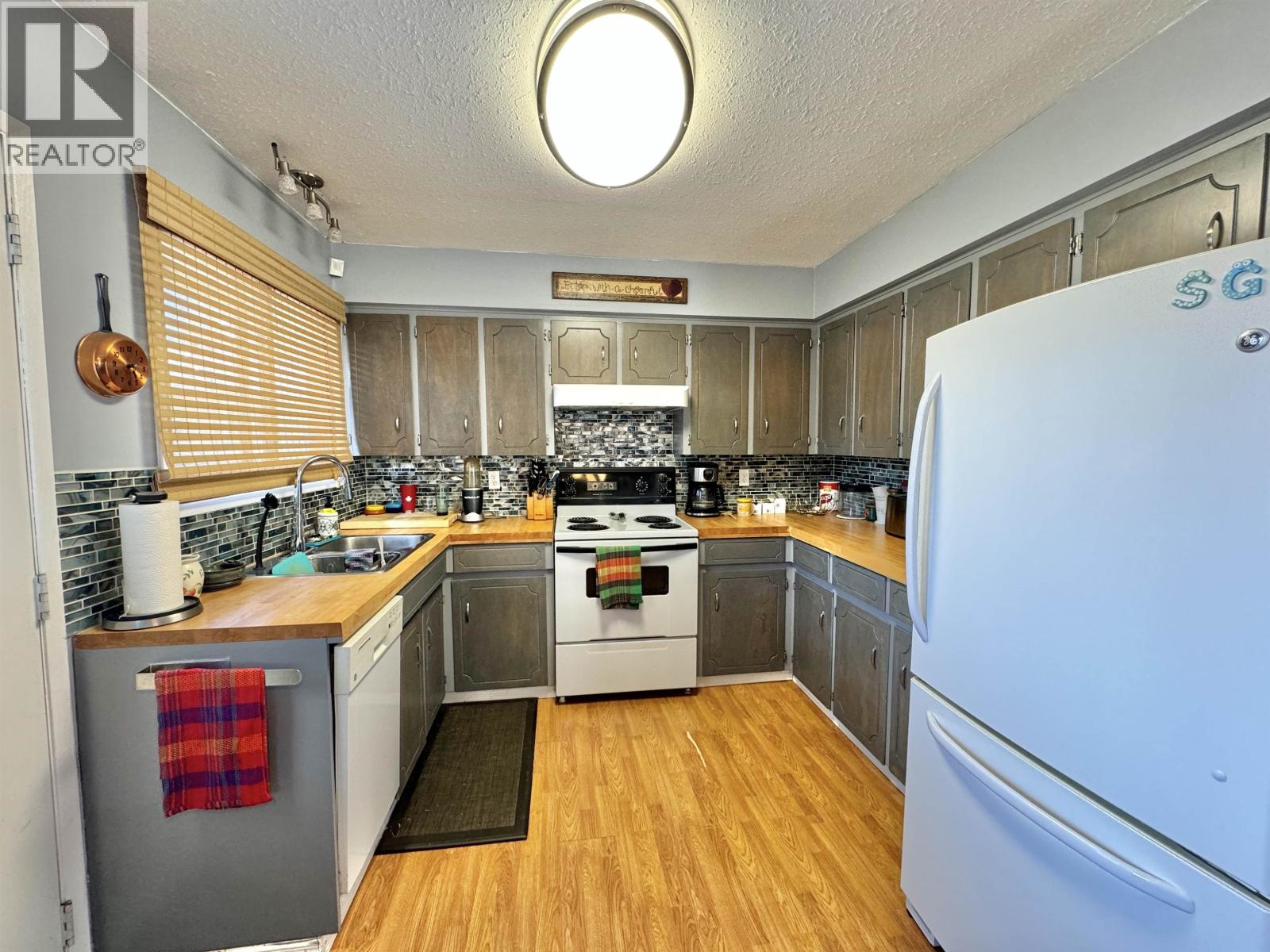 225 LITZENBURG CRESCENT, Williams Lake