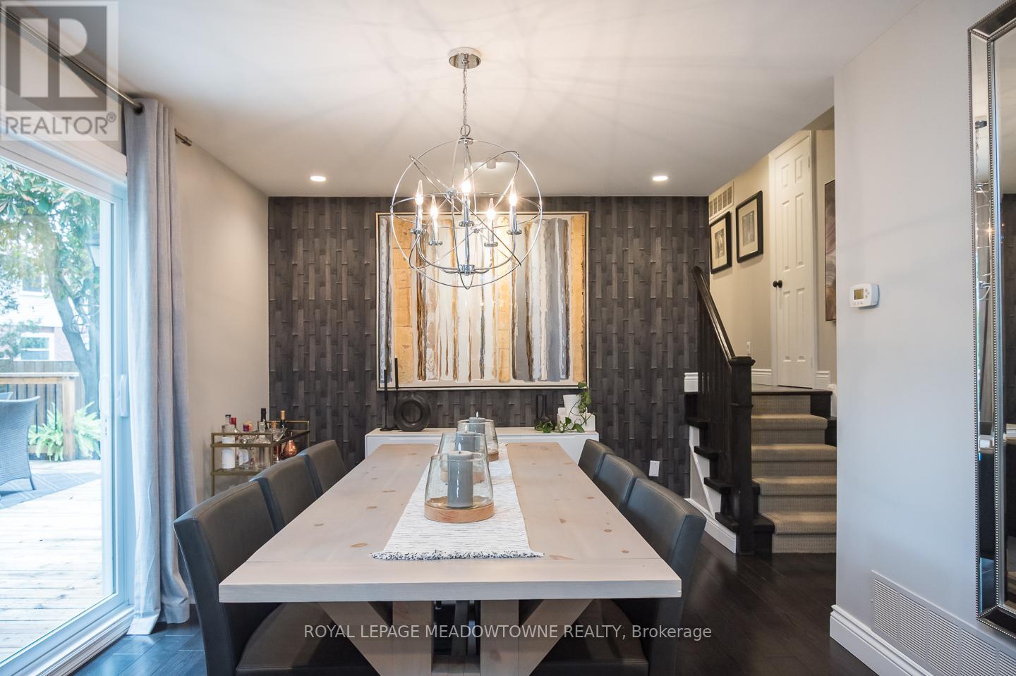 Photo 8 of 613 Foster Court, Milton ON