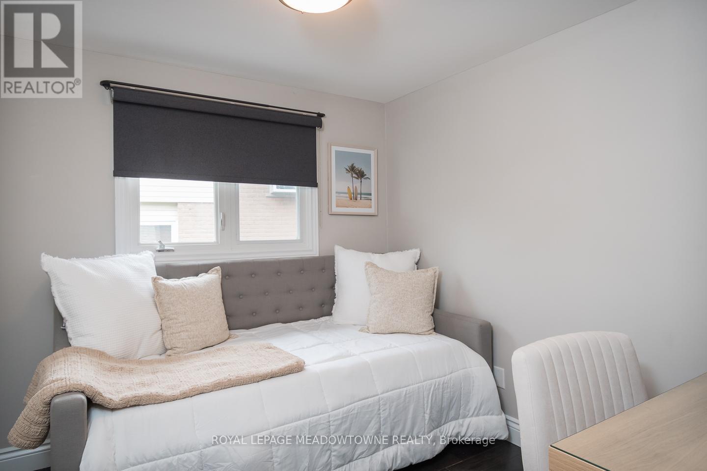 Photo 35 of 613 Foster Court, Milton ON