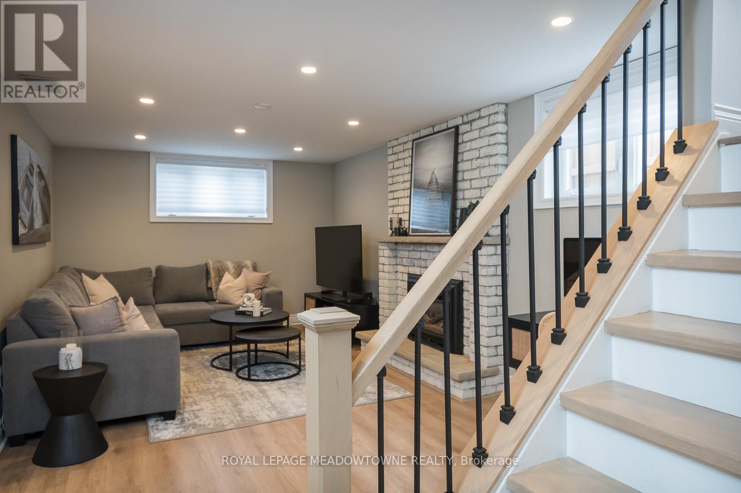 Photo 19 of 613 Foster Court, Milton ON