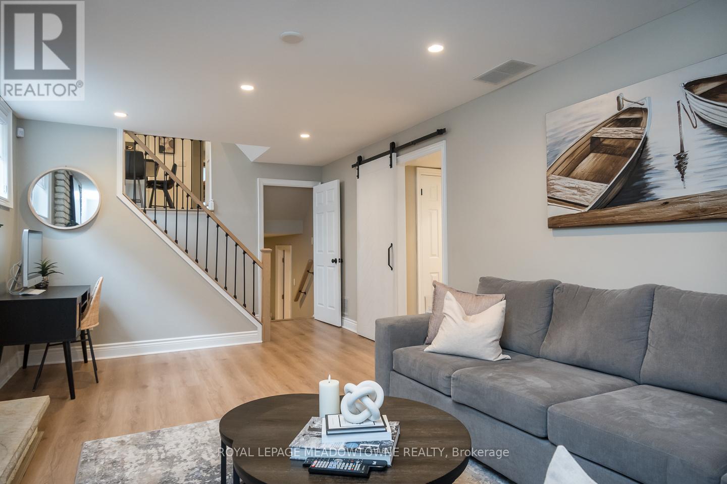 Photo 18 of 613 Foster Court, Milton ON