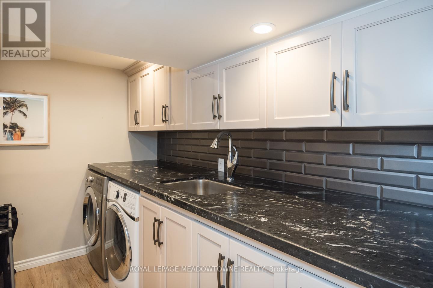 Photo 1 of 613 Foster Court, Milton ON