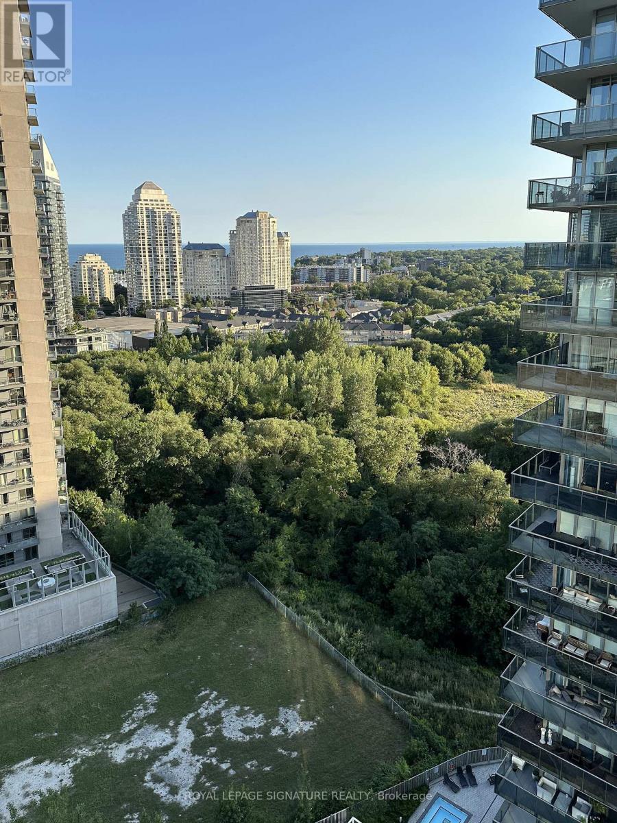 Photo 40 of 2005 90 Park Lawn Road, Toronto ON