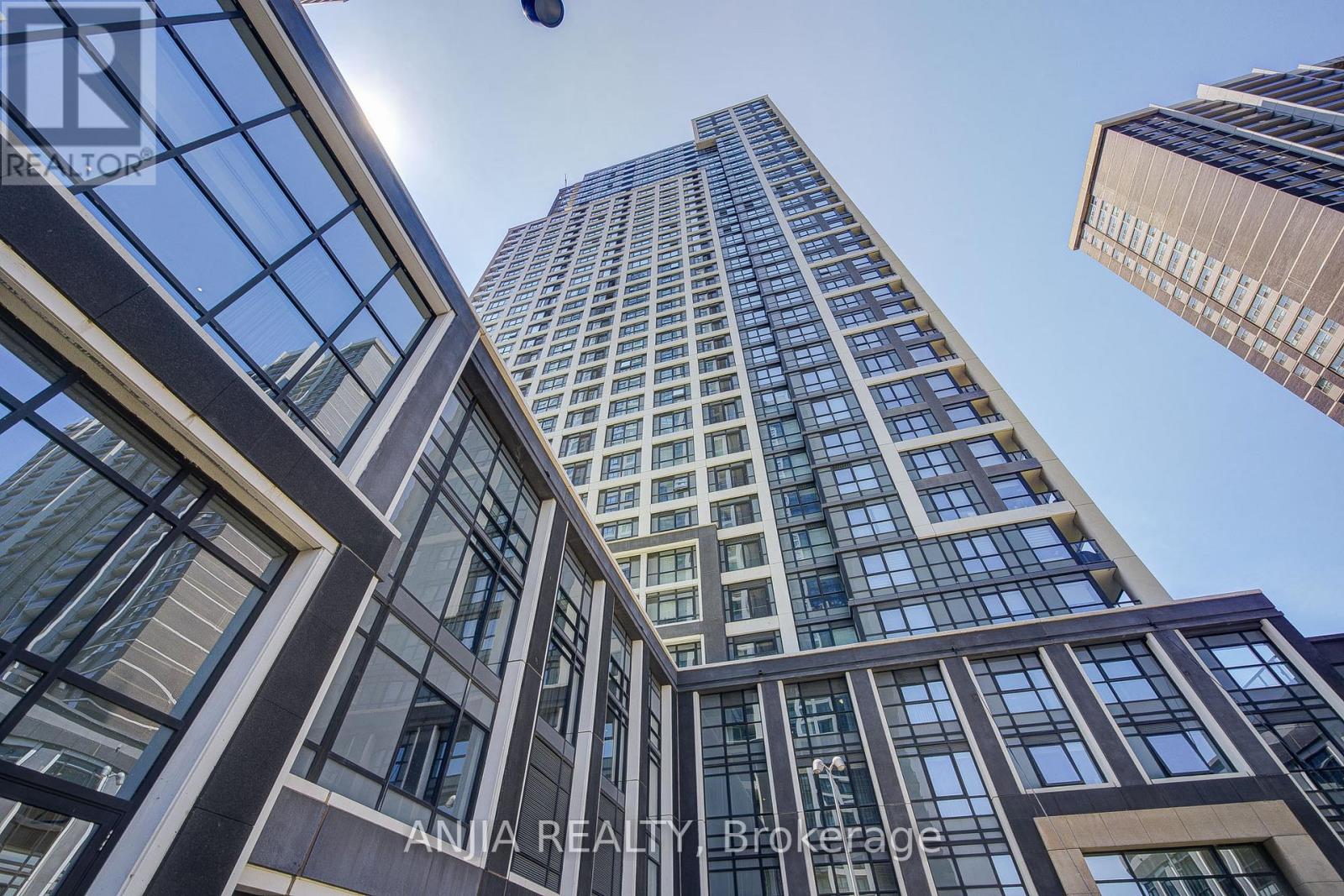 Photo 39 of 1526 9 Mabelle Avenue, Toronto ON