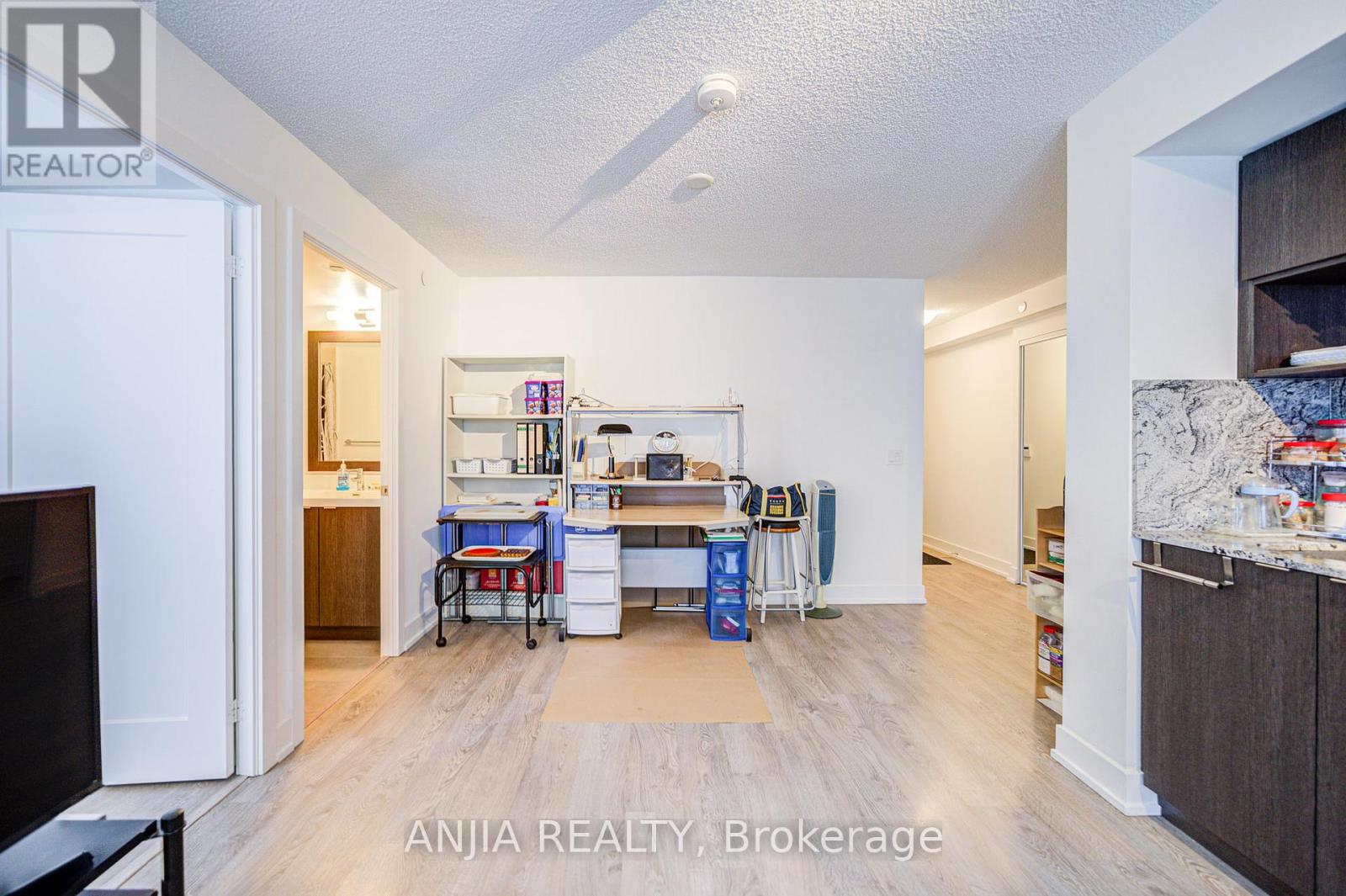 Photo 28 of 1526 9 Mabelle Avenue, Toronto ON