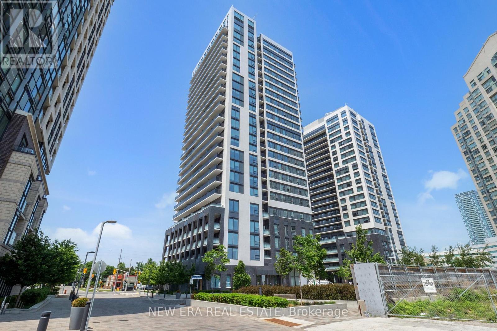 Photo 12 of 413 30 Samuel Wood Way, Toronto ON
