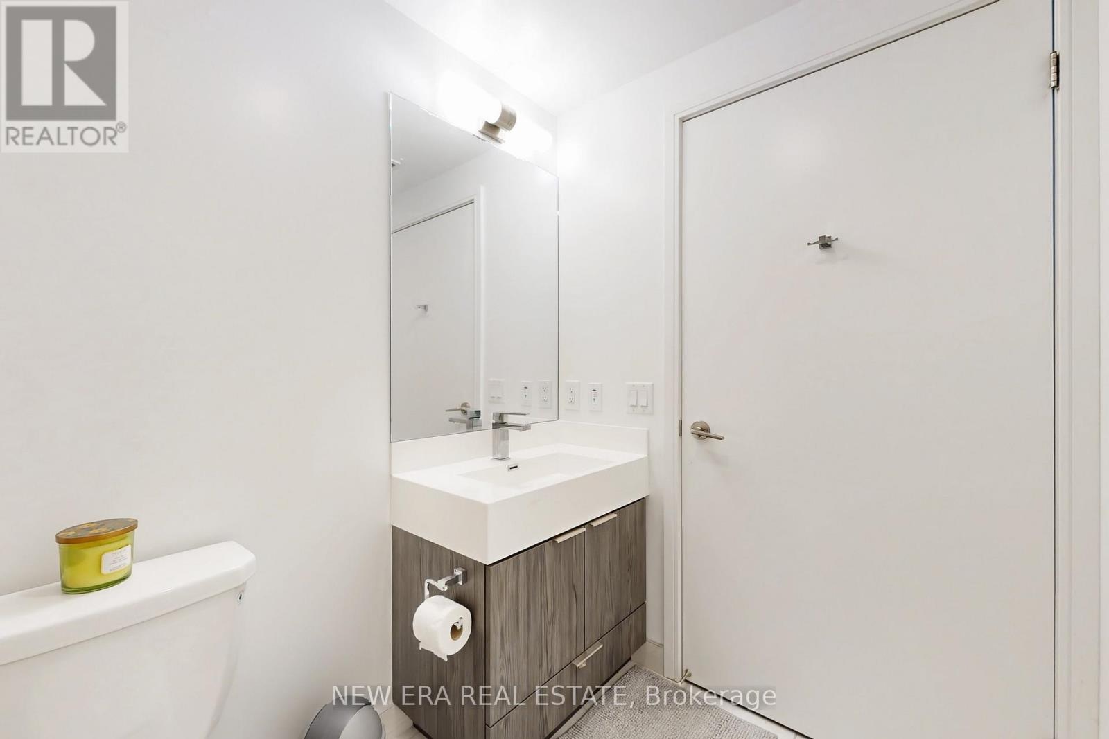 Photo 28 of 413 30 Samuel Wood Way, Toronto ON