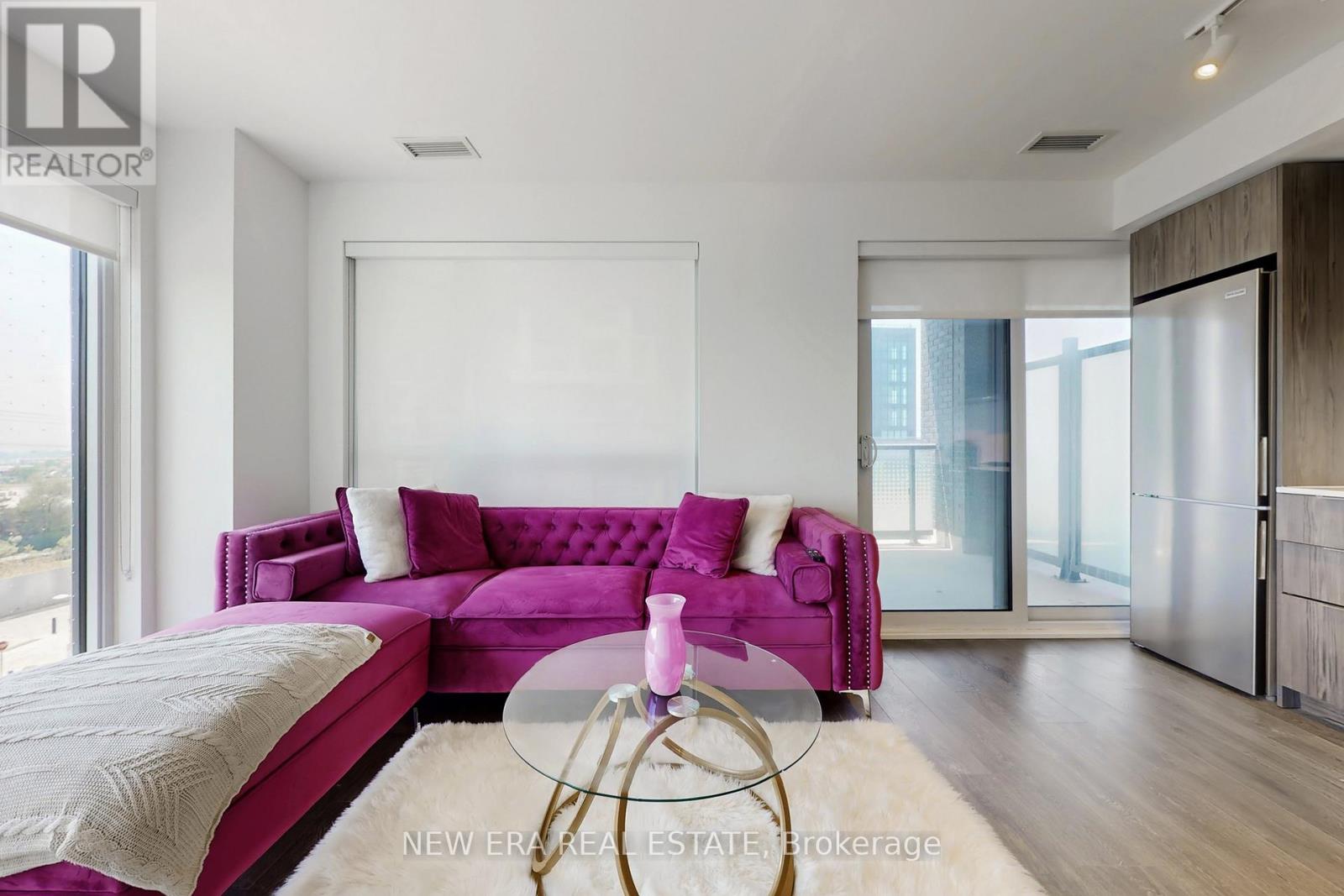 Photo 13 of 413 30 Samuel Wood Way, Toronto ON