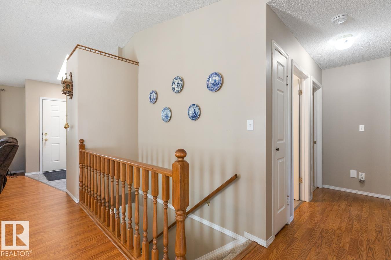 Photo 5 of 288 Regency Dr, Sherwood Park AB