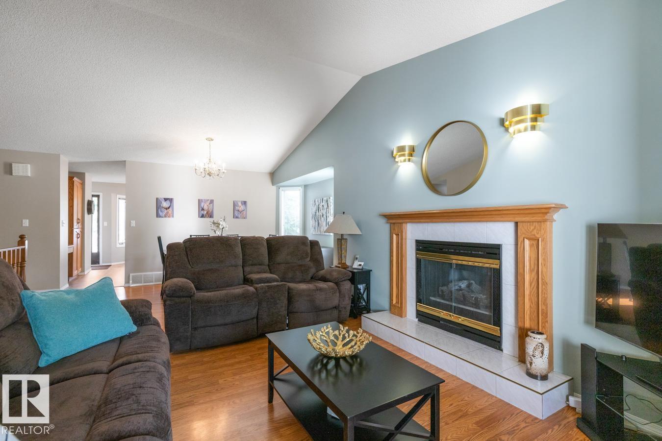 Photo 33 of 288 Regency Dr, Sherwood Park AB