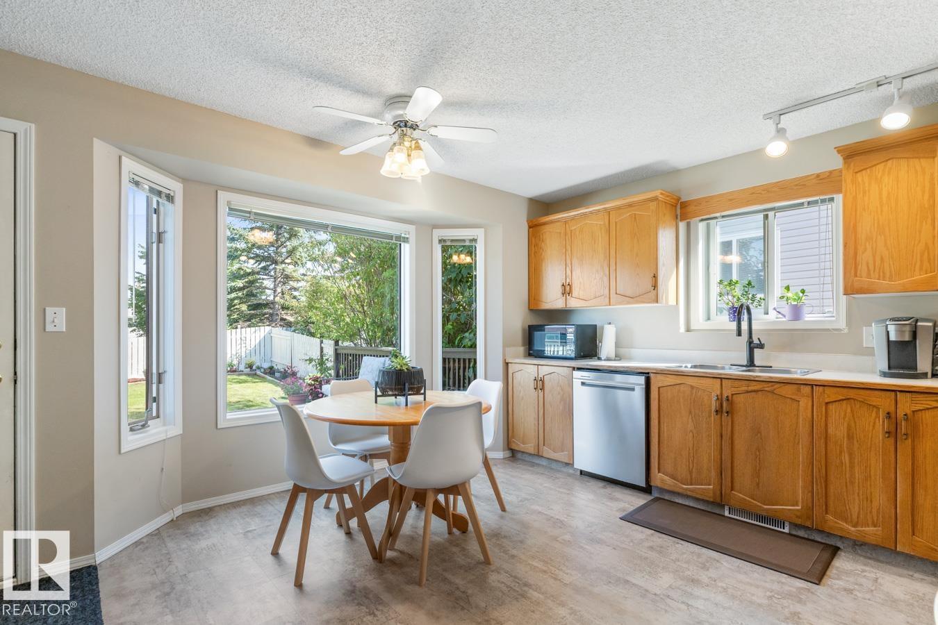 Photo 7 of 288 Regency Dr, Sherwood Park AB