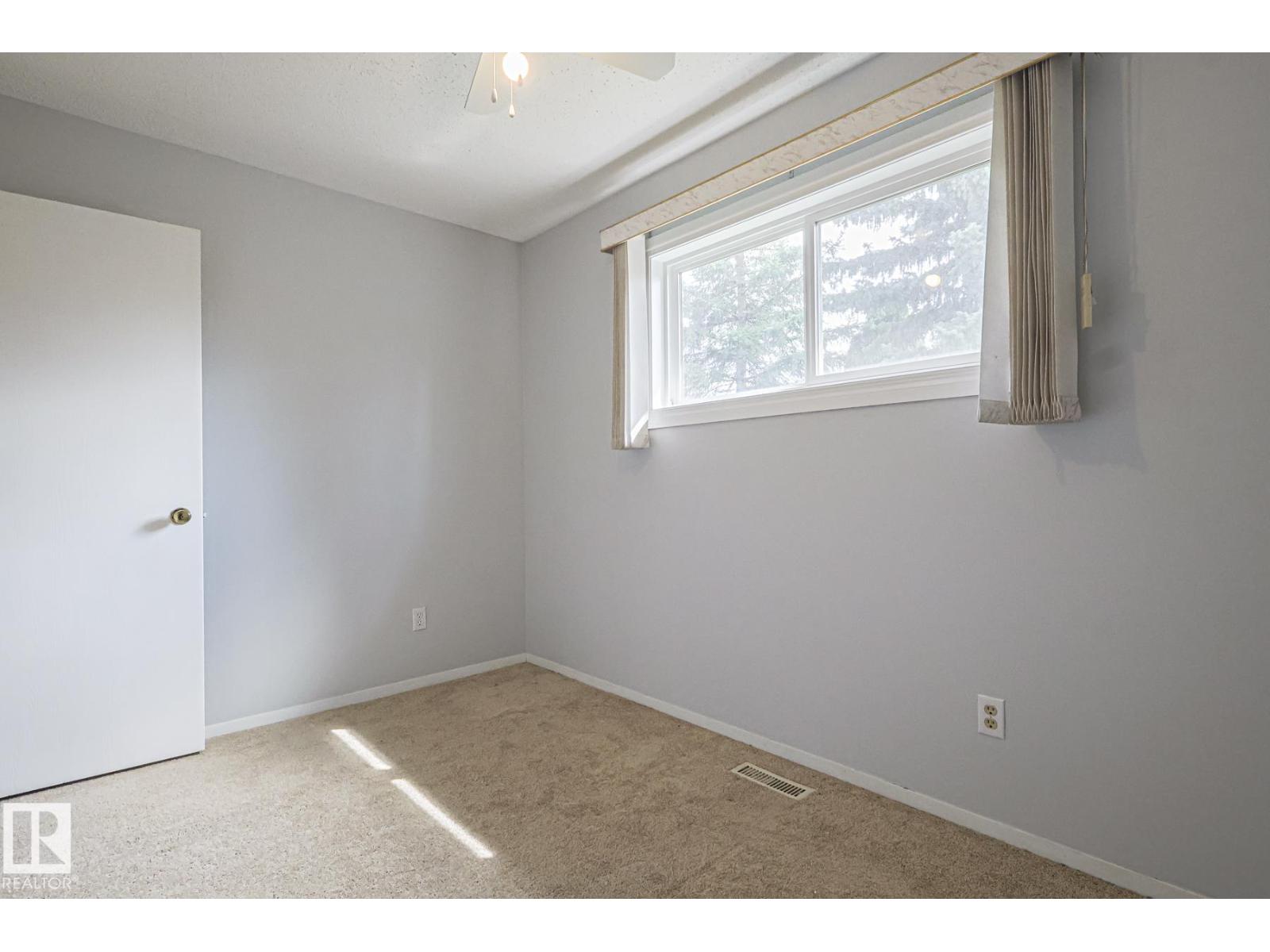 Photo 28 of 10439 16 Av Nw, Edmonton AB