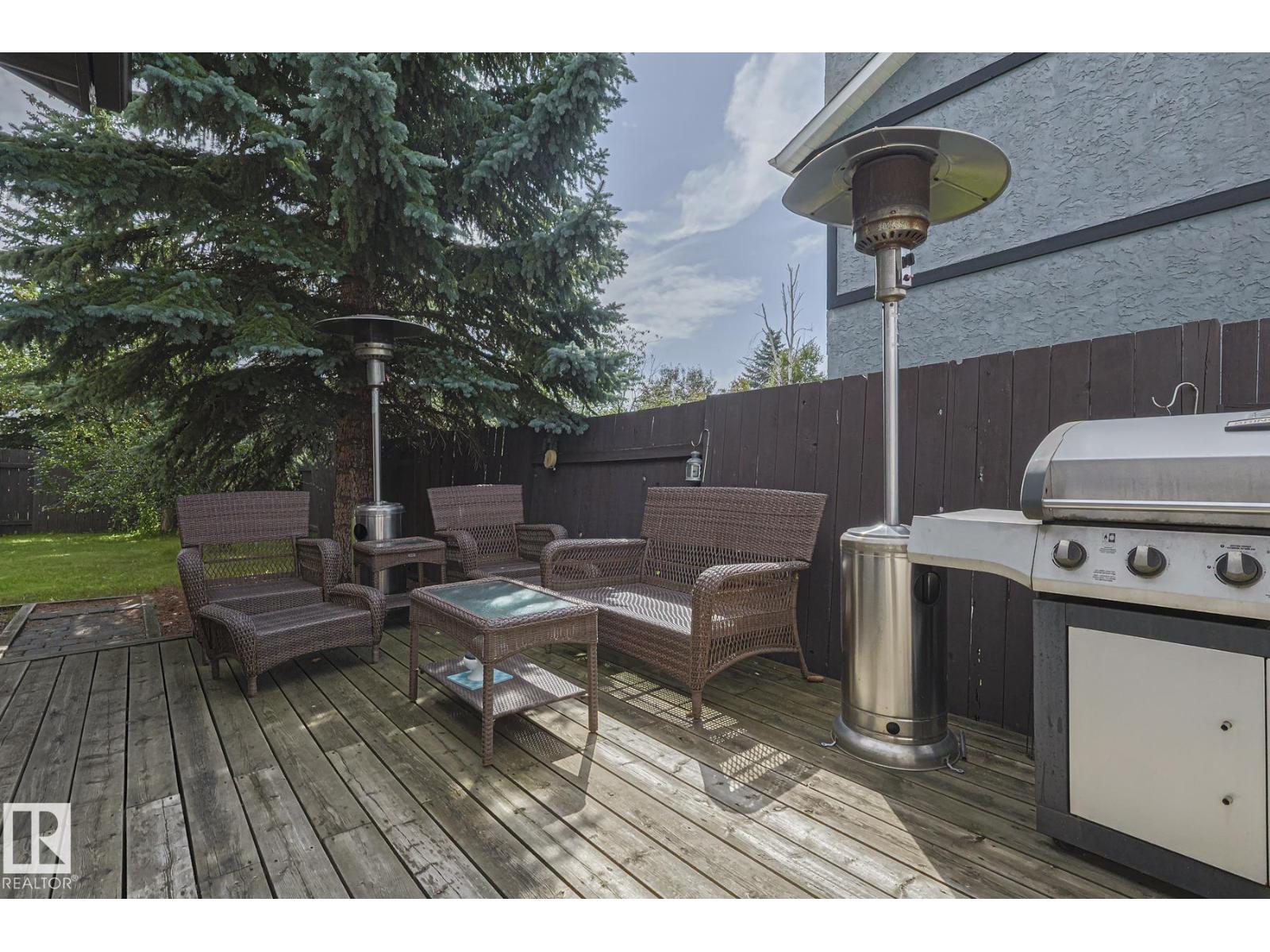Photo 15 of 10439 16 Av Nw, Edmonton AB