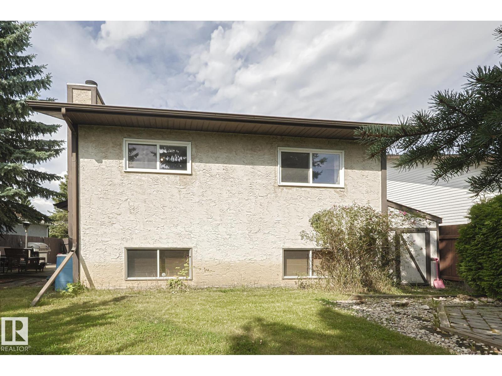 Photo 40 of 10439 16 Av Nw, Edmonton AB