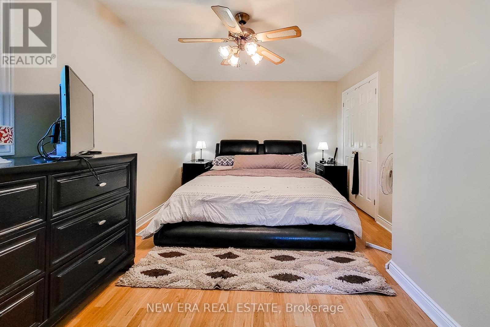 Photo 13 of 160 Davis Street, Port Colborne ON