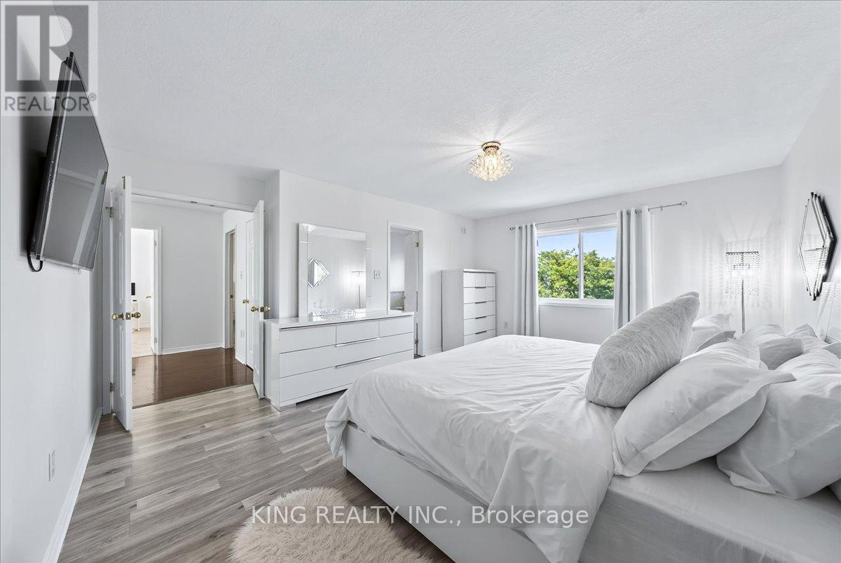 Photo 8 of 76 Blackburn Drive, Brantford ON
