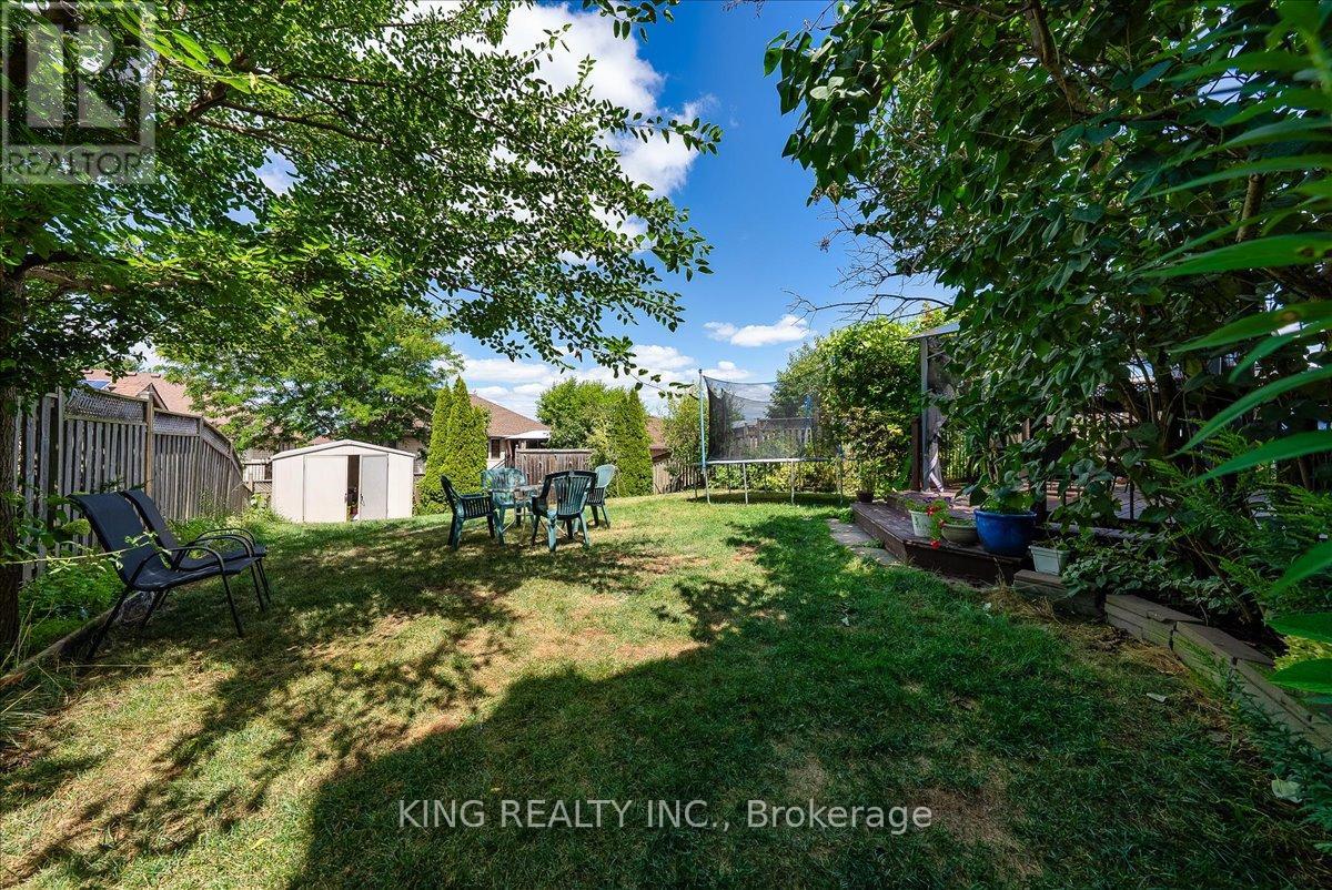 Photo 33 of 76 Blackburn Drive, Brantford ON