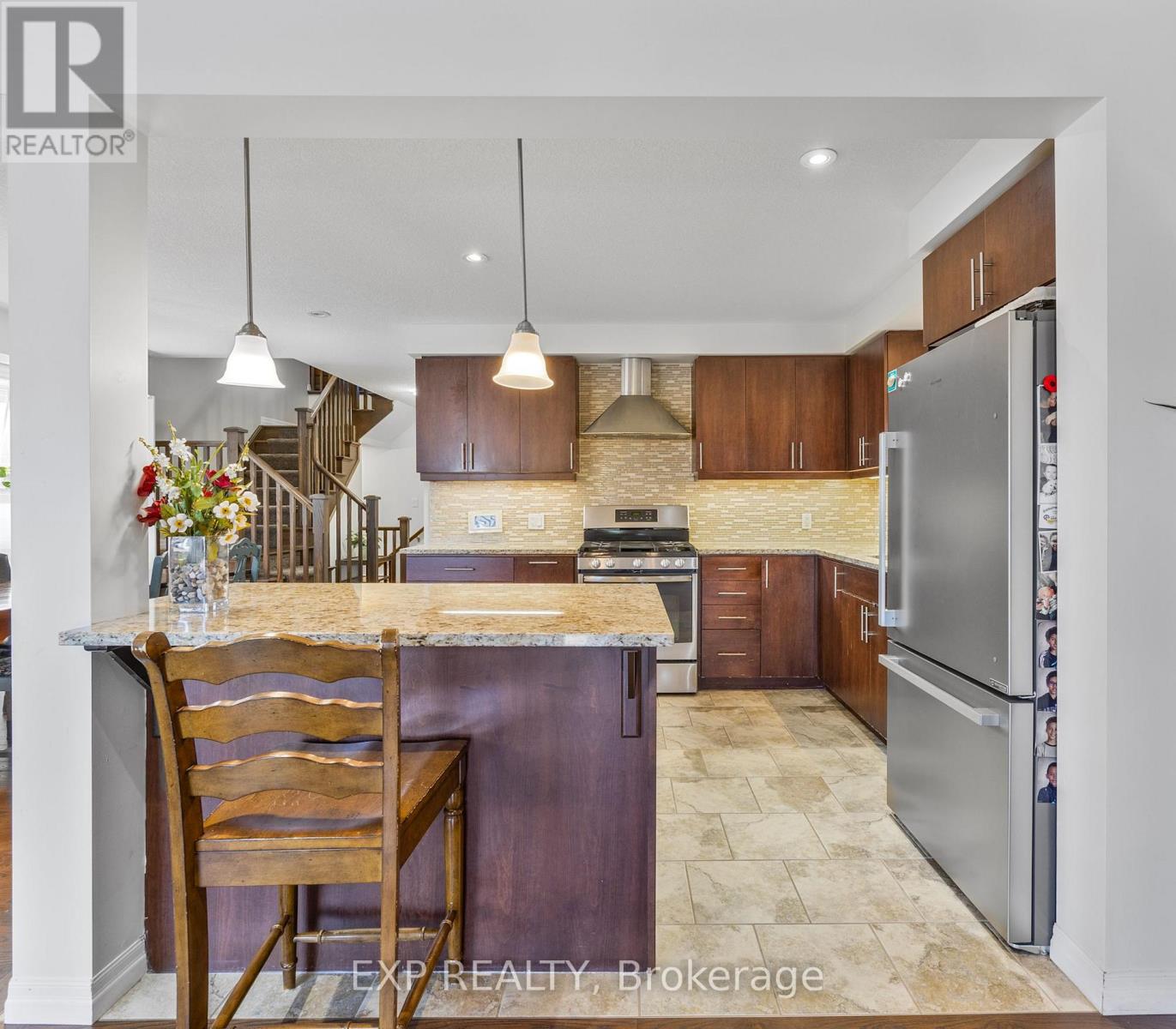 Photo 3 of 620 Montpellier Drive, Waterloo ON