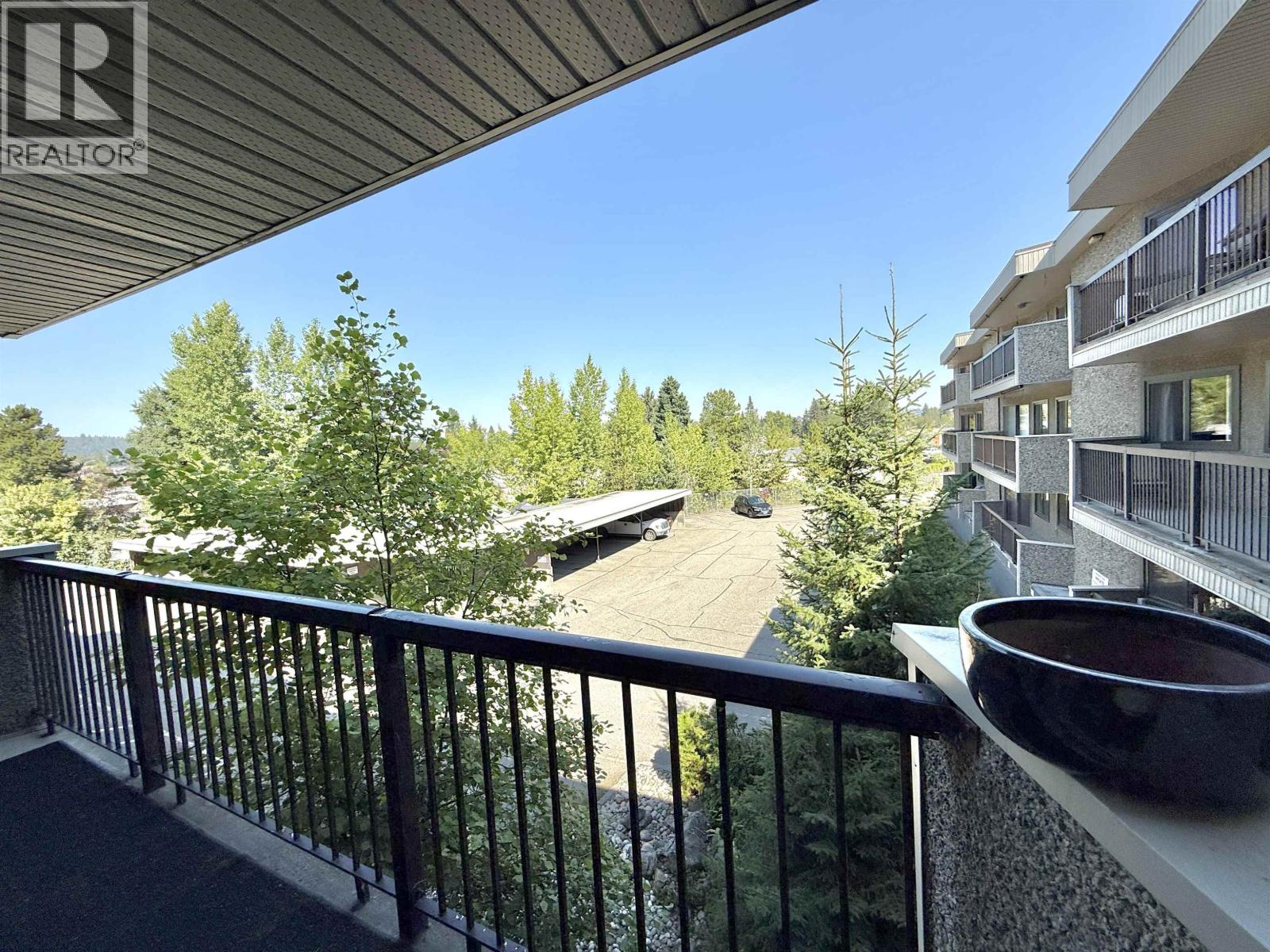 Photo 5 of 215 4288 15th Avenue, Prince George BC