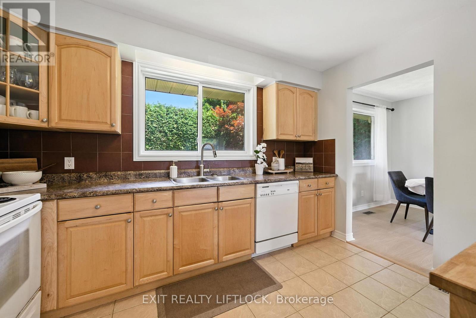 Photo 10 of 47 Martindale Street, Oshawa ON