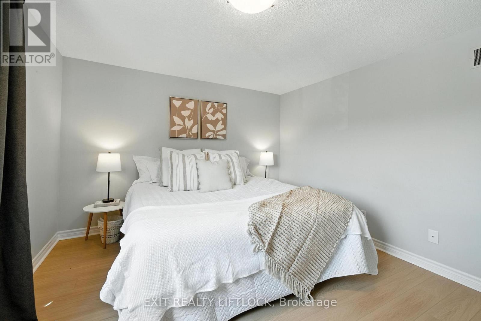 Photo 13 of 47 Martindale Street, Oshawa ON