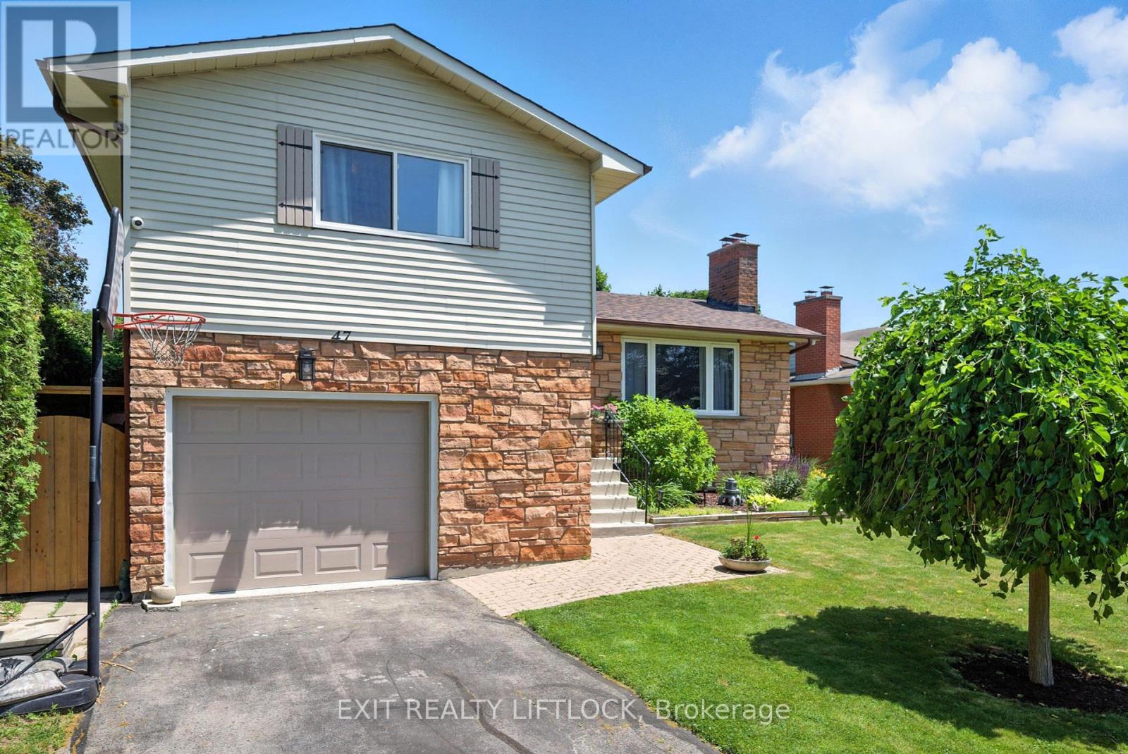 Photo 3 of 47 Martindale Street, Oshawa ON
