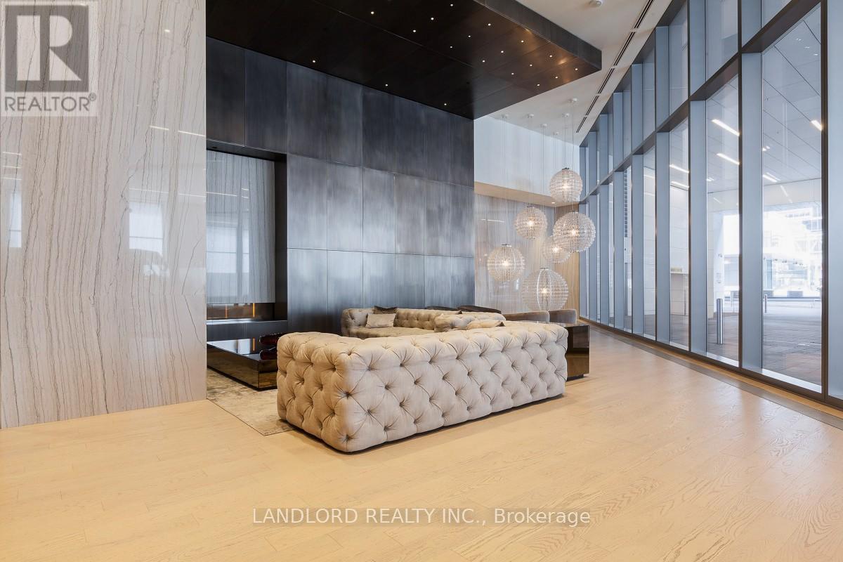 Photo 5 of 5804 100 Harbour Street, Toronto ON