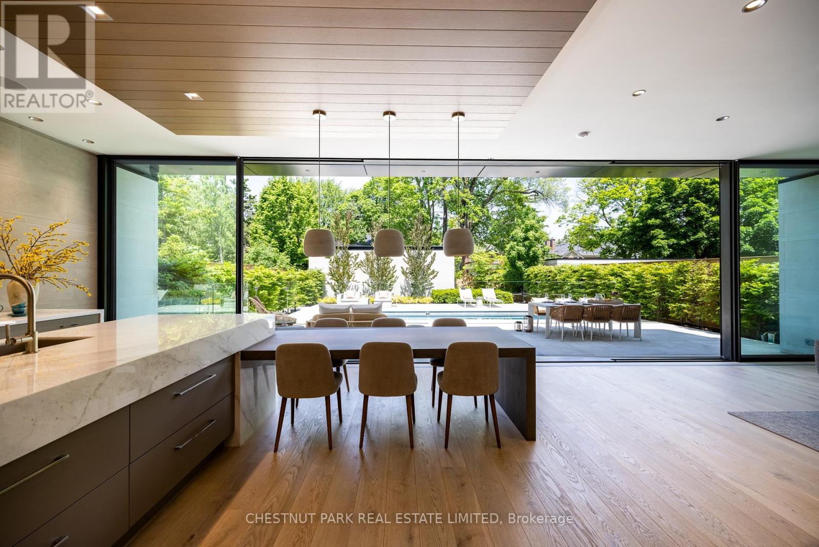 Photo 20 of 50 Teddington Park Avenue, Toronto ON