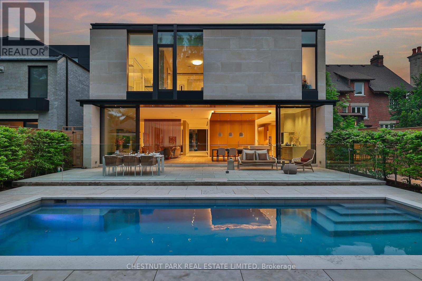 Photo 25 of 50 Teddington Park Avenue, Toronto ON