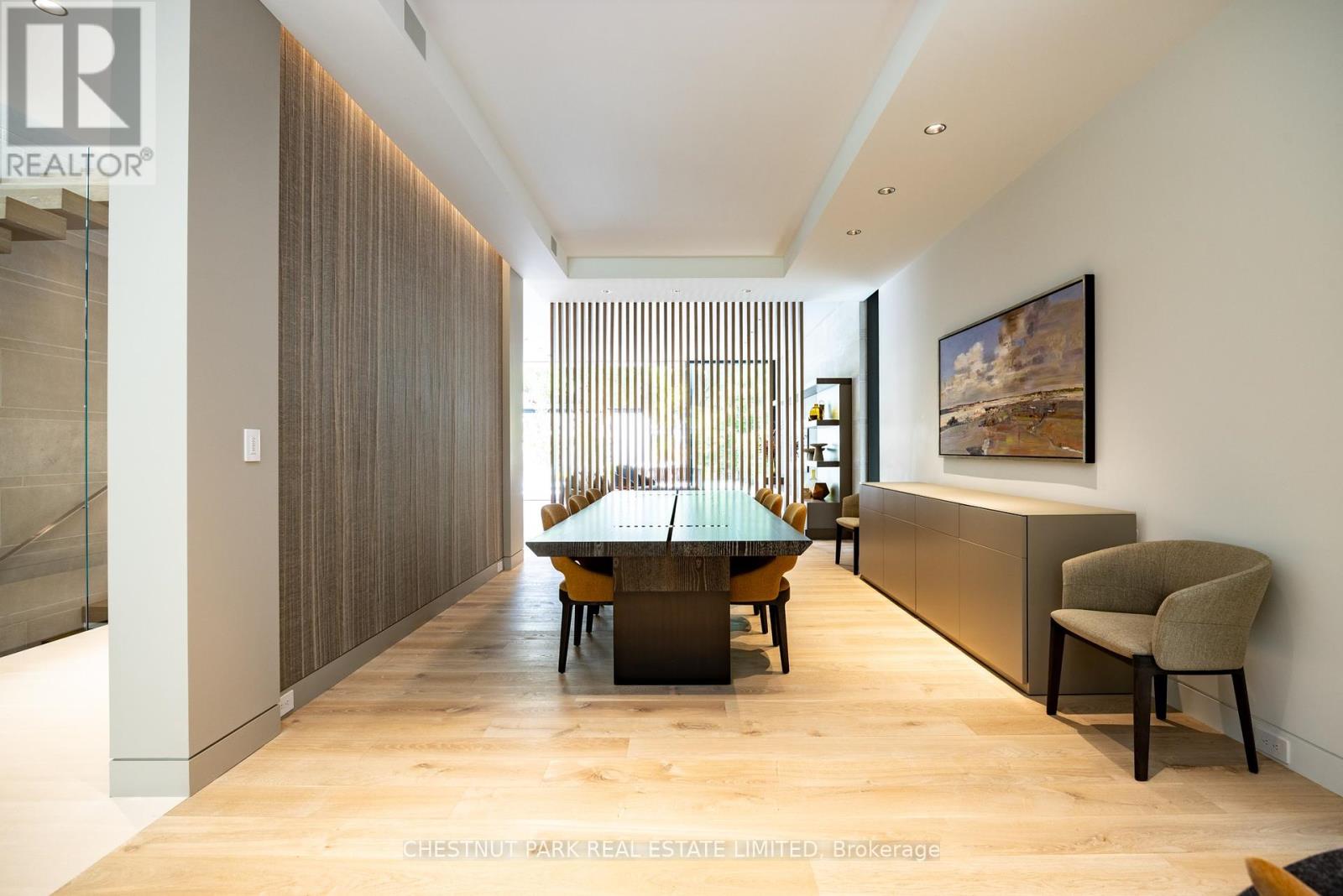 Photo 17 of 50 Teddington Park Avenue, Toronto ON