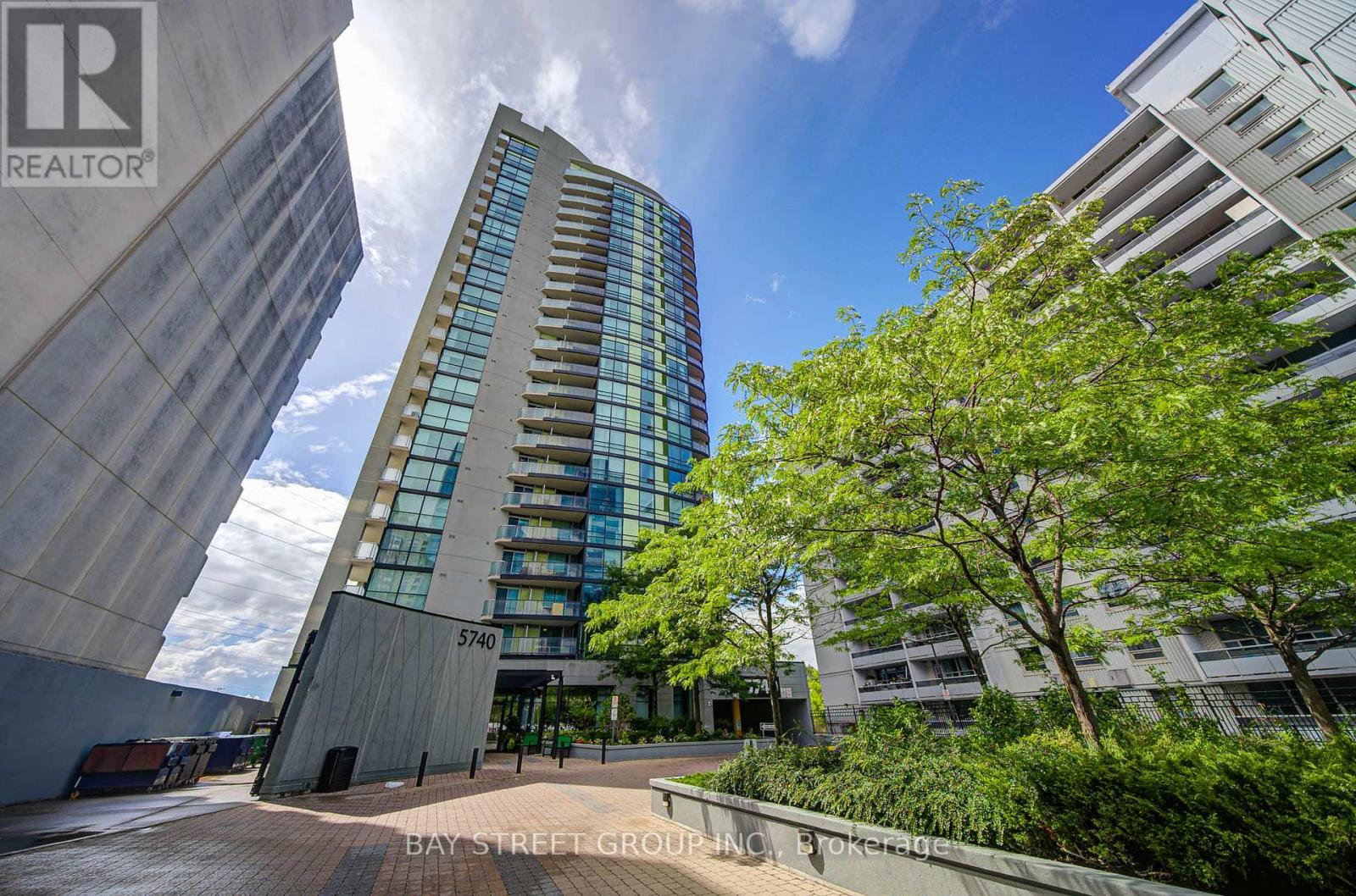 Photo 7 of 1003 5740 Yonge Street, Toronto ON