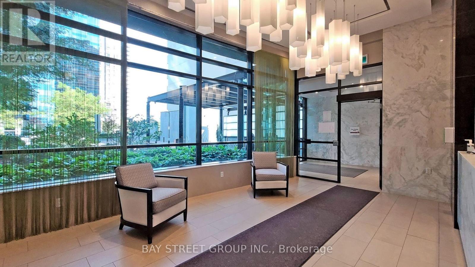Photo 8 of 1003 5740 Yonge Street, Toronto ON
