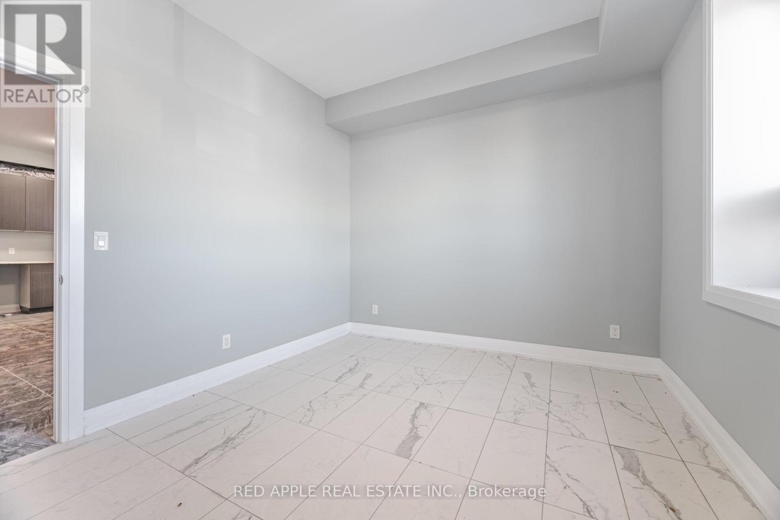 Photo 21 of 416 Oakwood Avenue, Toronto ON
